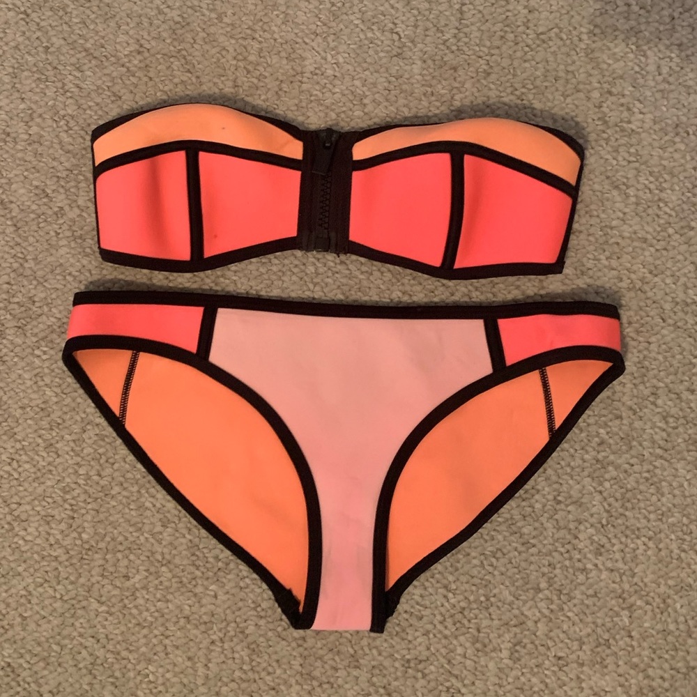 triangl Bikini Set